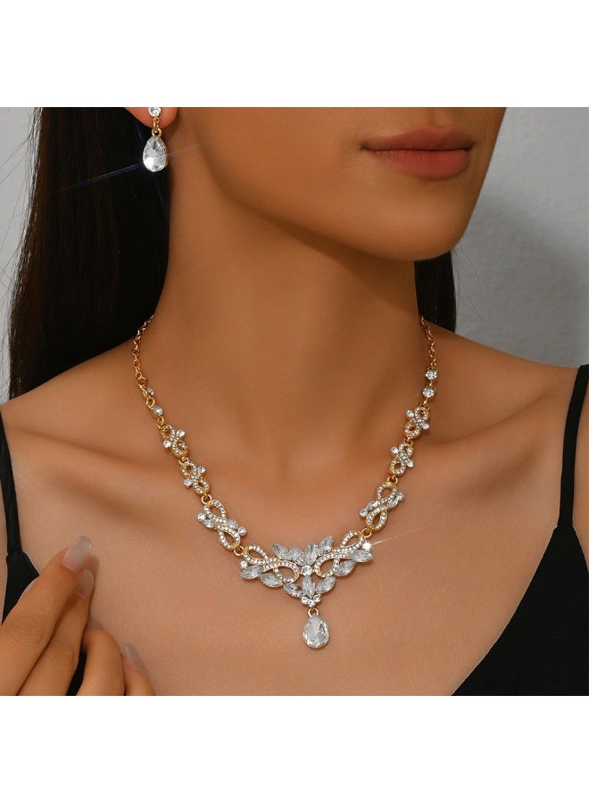 مجموعة مجوهرات ذهبية مطليّة بلورية - قلادة بتصميم ورقية وقرطاسية قطعة ماء للنساء، مثالية للحفلات والزواج - Image 3